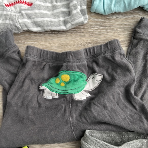 Lot of 9 boys pants pull on jeans, shorts, joggers size 24m | 2T - Picture 4 of 15